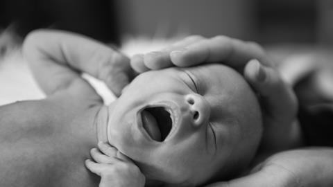 ashley-nicole-dFy-FgVxAVs-unsplash